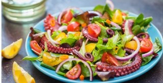 Ahtapot Salatası nasıl yapılır?
