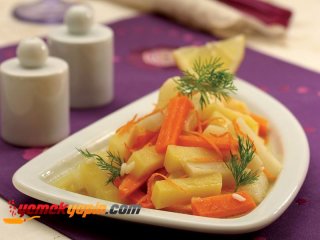 MANDALİNALI VE ZEYTİNYAĞLI YER ELMASI
