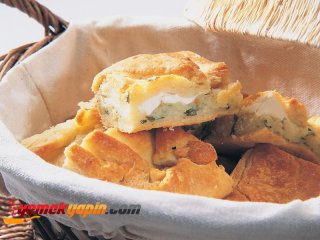 PATATESLİ VE PEYNİRLİ BÖREK