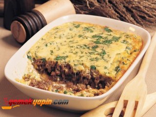 Özel Soslu Fırın Köfte