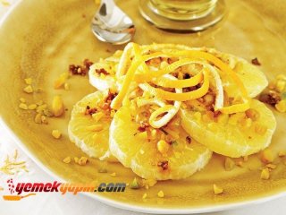 Portakallı Çikolata Kremalı Fıstıklı Portakal Salatası