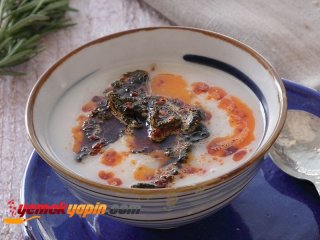 Sebzeli Ve Isırgan Otlu Buğday Çorbası